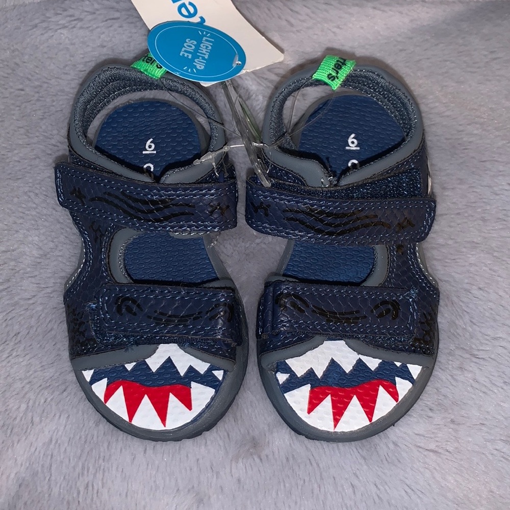 NWT Carter’s light up shark sandals